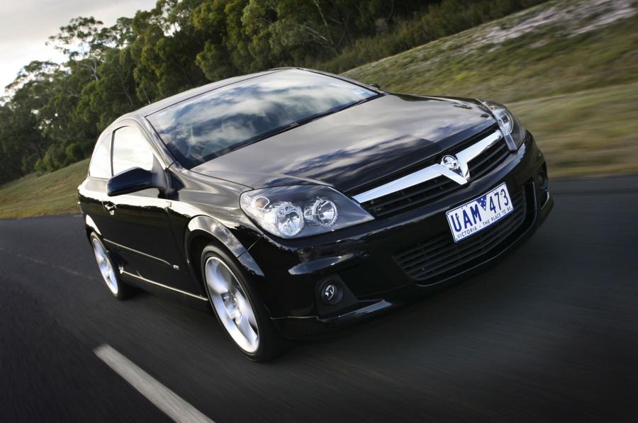  Holden Astra 2.0 SRi Turbo 2006 года  (фото 27 из 68)